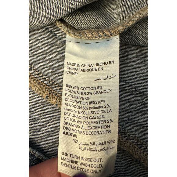 Chico's Denim Embroidered Jacket Shacket - Sz 0 (4/6) - Picture 15 of 16